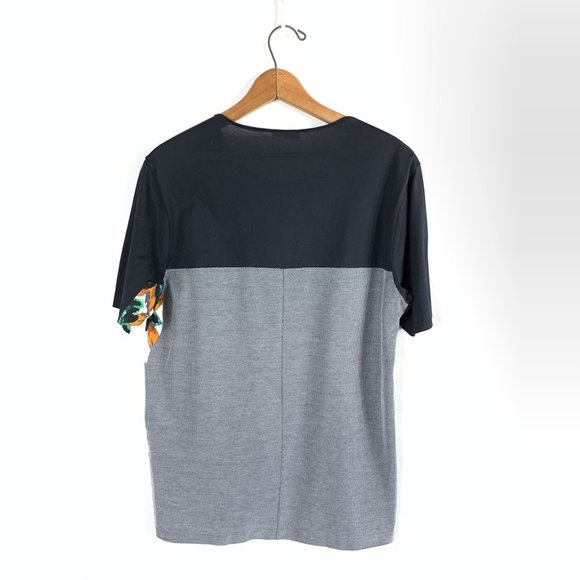 BALENCIAGA PARIS Floral Accent Crewneck Tee - Picture 4 of 8